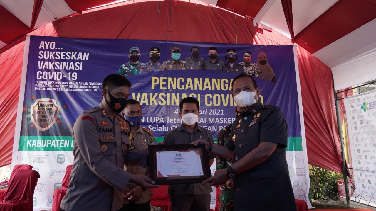 Pemkab Luwu Gelar Pencanangan Vaksinasi Covid 19 Media Center